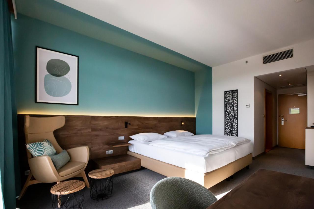 Das Sonnreich - Thermenhotel Loipersdorf Лойперсдорф бай Фюрстенфелд Екстериор снимка