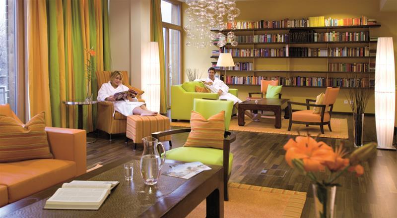 Das Sonnreich - Thermenhotel Loipersdorf Лойперсдорф бай Фюрстенфелд Екстериор снимка