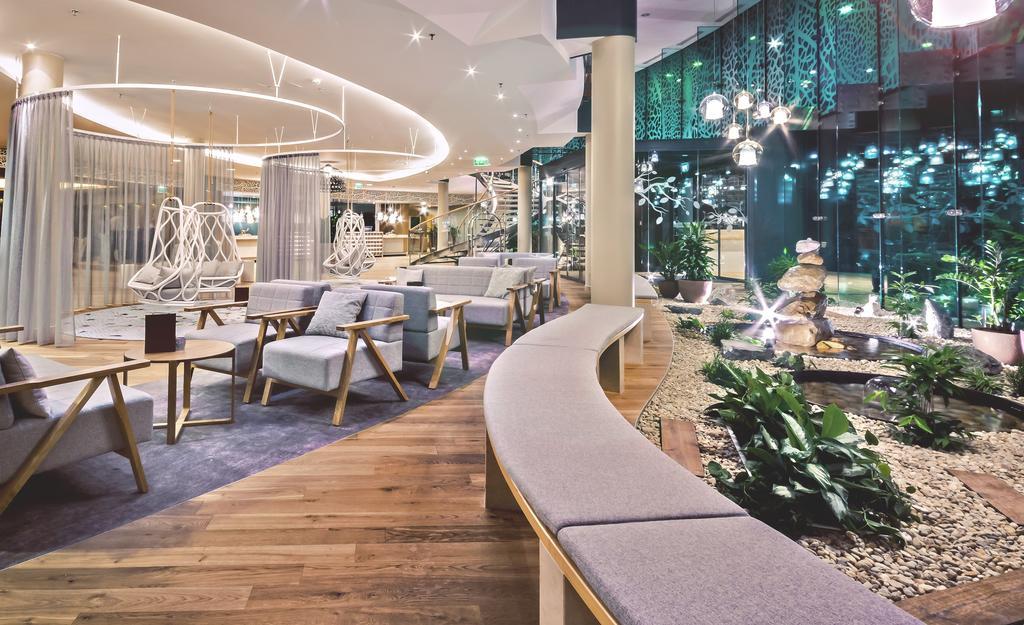 Das Sonnreich - Thermenhotel Loipersdorf Лойперсдорф бай Фюрстенфелд Екстериор снимка