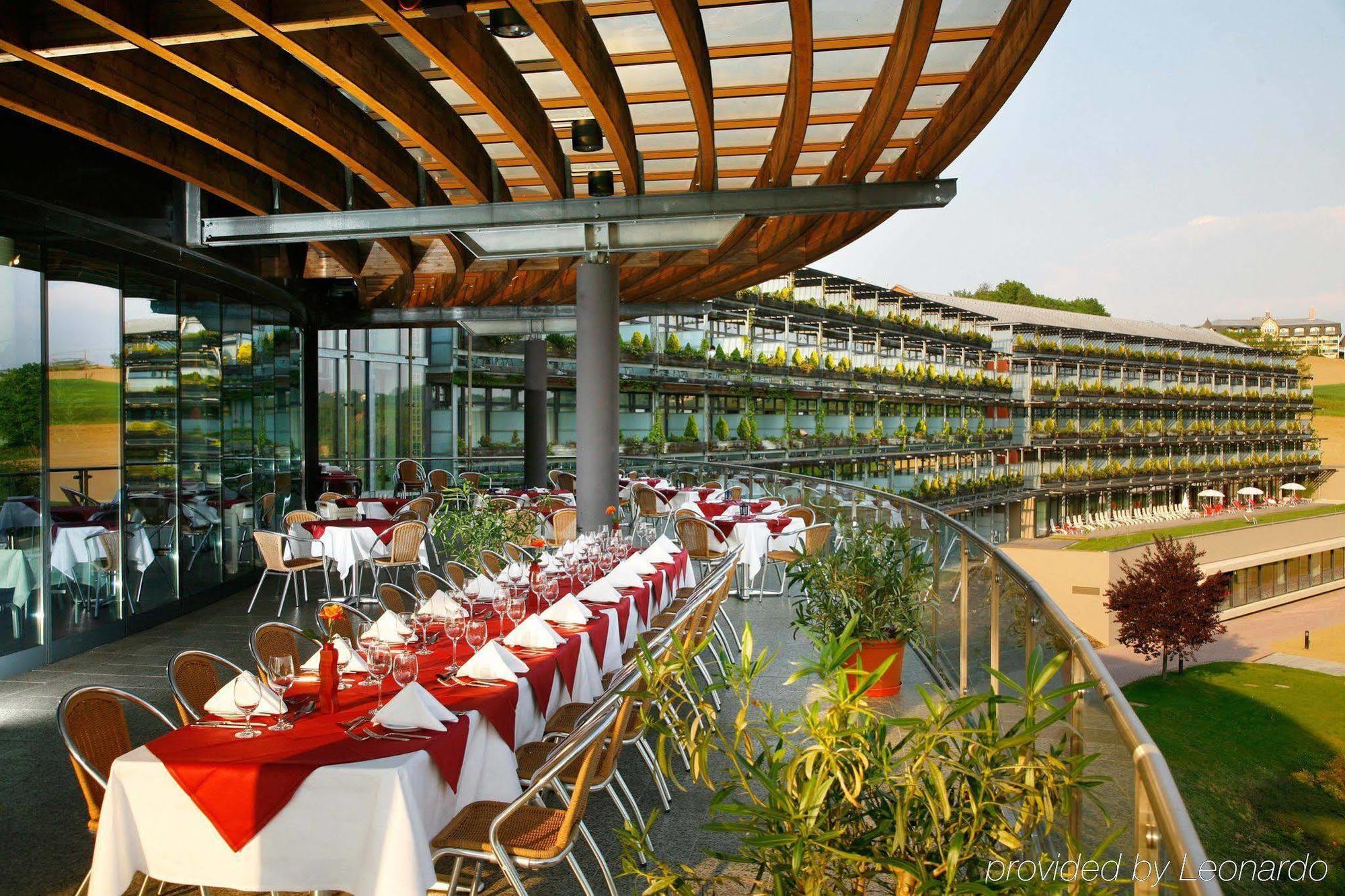 Das Sonnreich - Thermenhotel Loipersdorf Лойперсдорф бай Фюрстенфелд Ресторант снимка