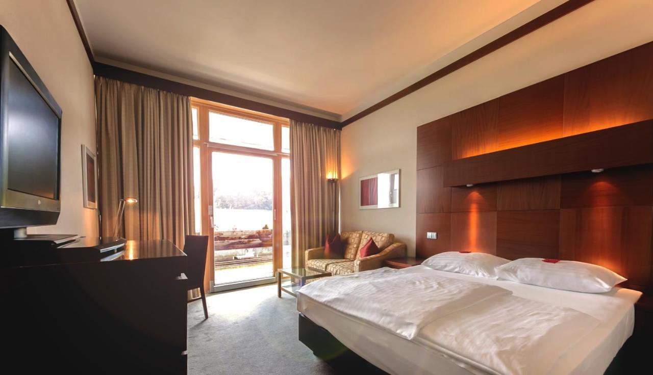 Das Sonnreich - Thermenhotel Loipersdorf Лойперсдорф бай Фюрстенфелд Екстериор снимка